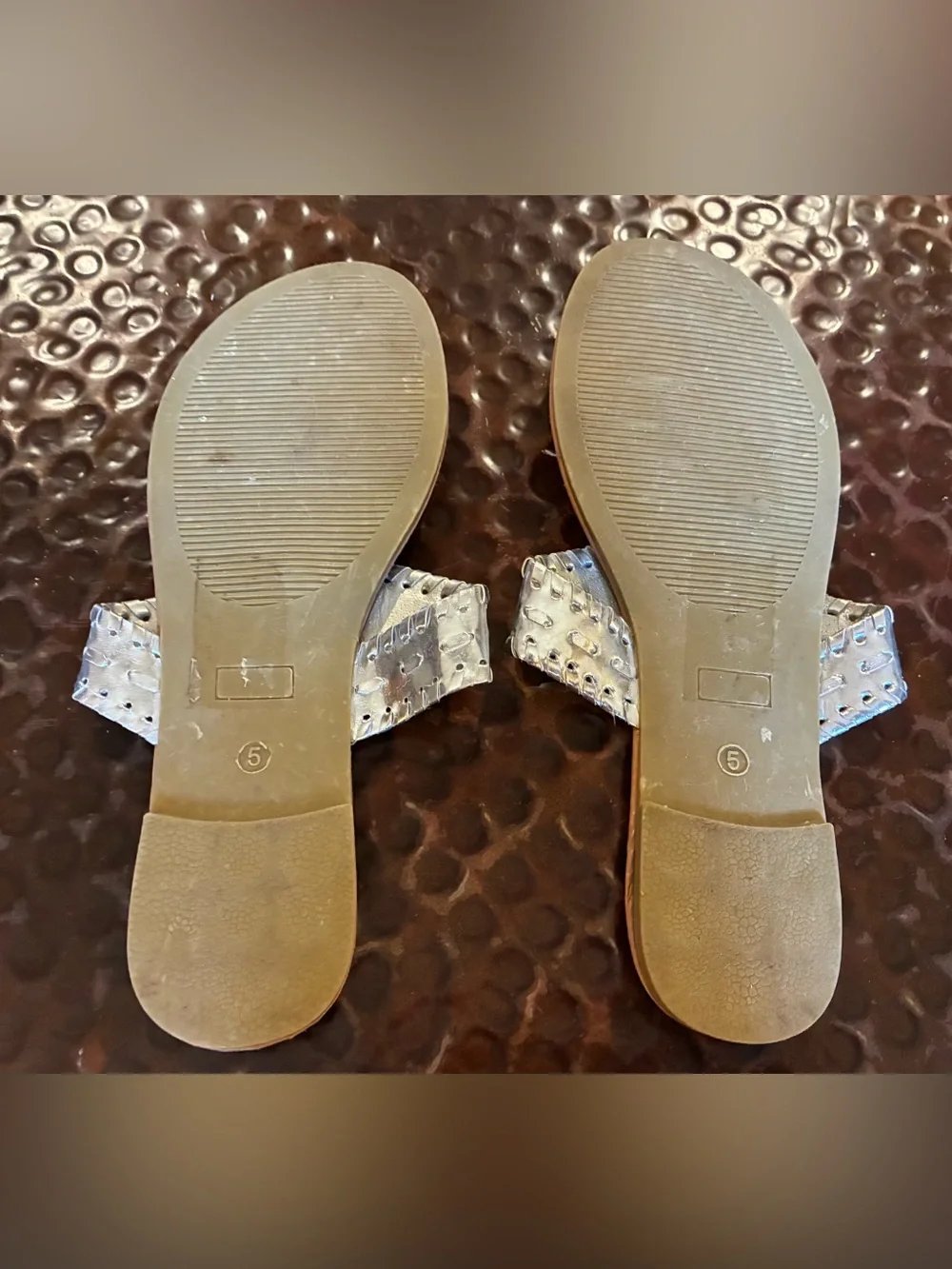 Pierre Dumas stylish silver